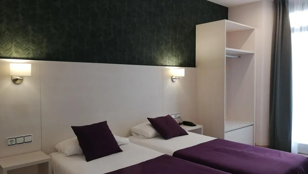 TWIN SUPERIOR Room, Hotel Cantón, Barcelona