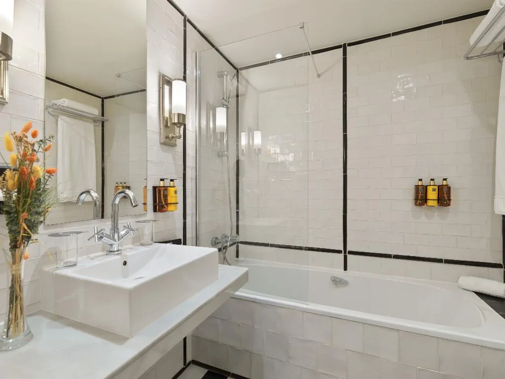 DOUBLE WITH TERRACE Room, H10 Catalunya Plaza-Boutique Hotel, Barcelona