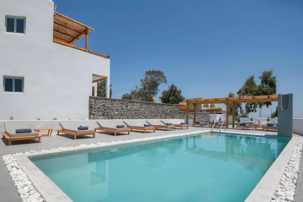 Pool, June Twenty Suites, Santorini