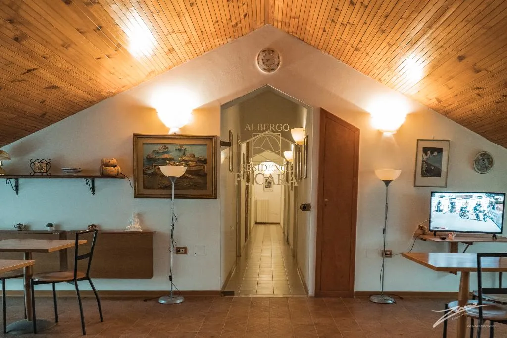 Lobby, Tramonti Green, Naples