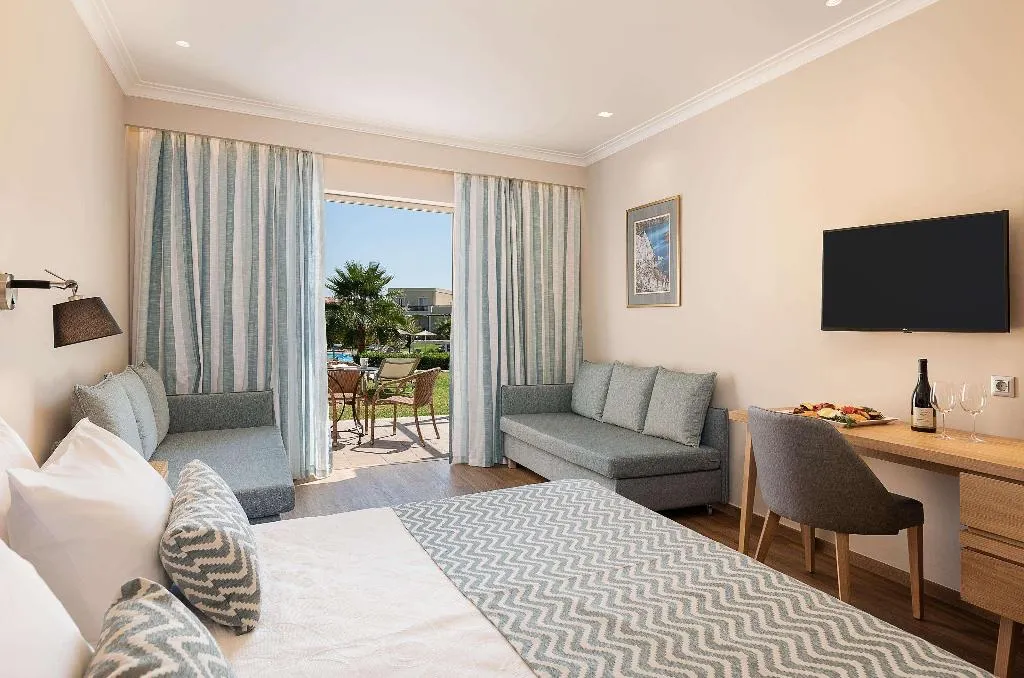Room, Pilot Beach Resort, Crete