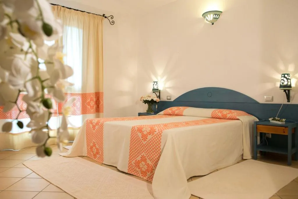 TRIPLE CLASSIC Room, Tenuta Su Vrau, Olbia