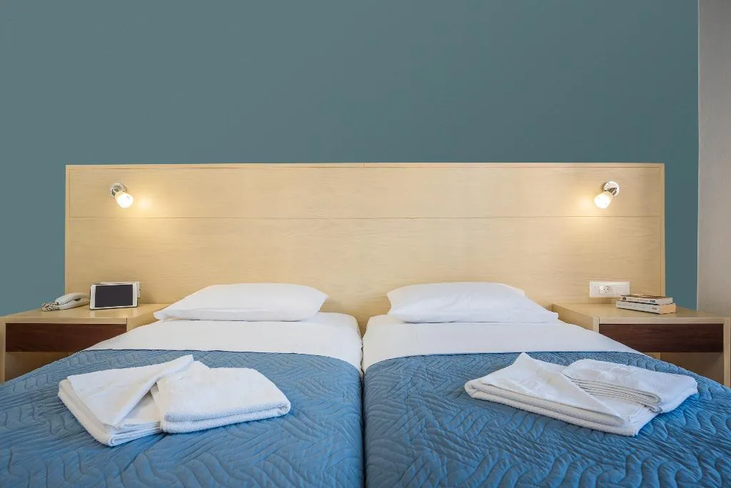 APARTMENT SUPERIOR ONE BEDROOM Room, Esplanade Apartments, Crete