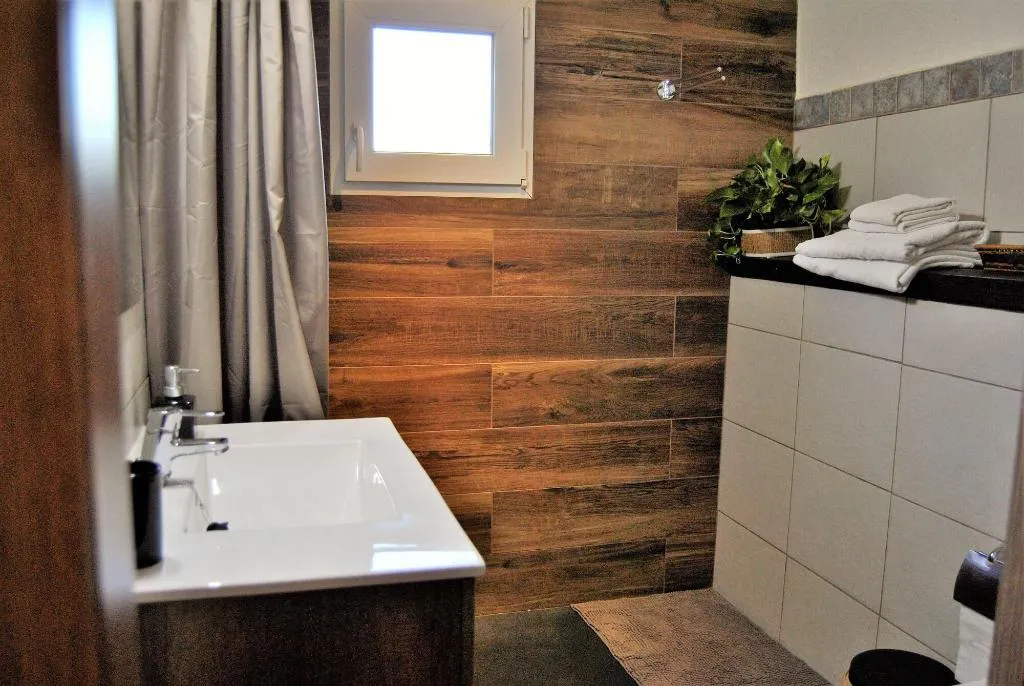Room, Comarquinal Bioresort Penedès, Barcelona