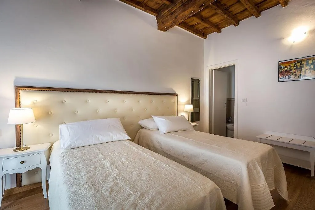 Room, B&B La Stella D'Oro, Florence