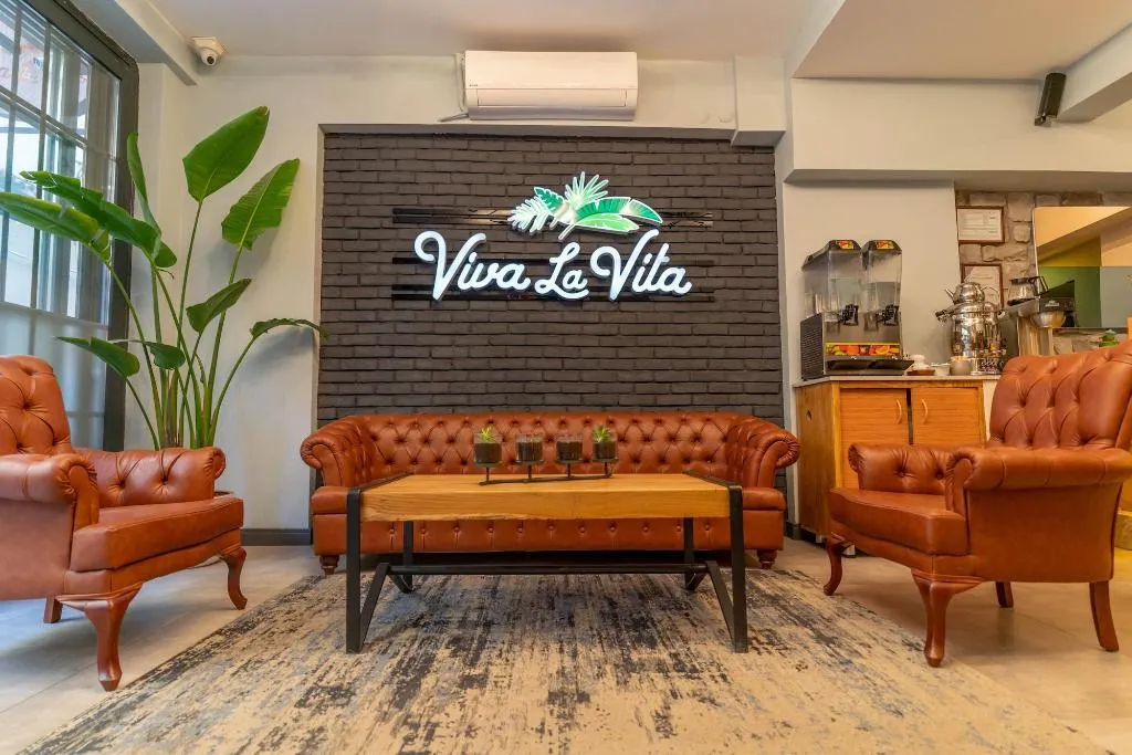 Lobby, Viva La Vita, Izmir