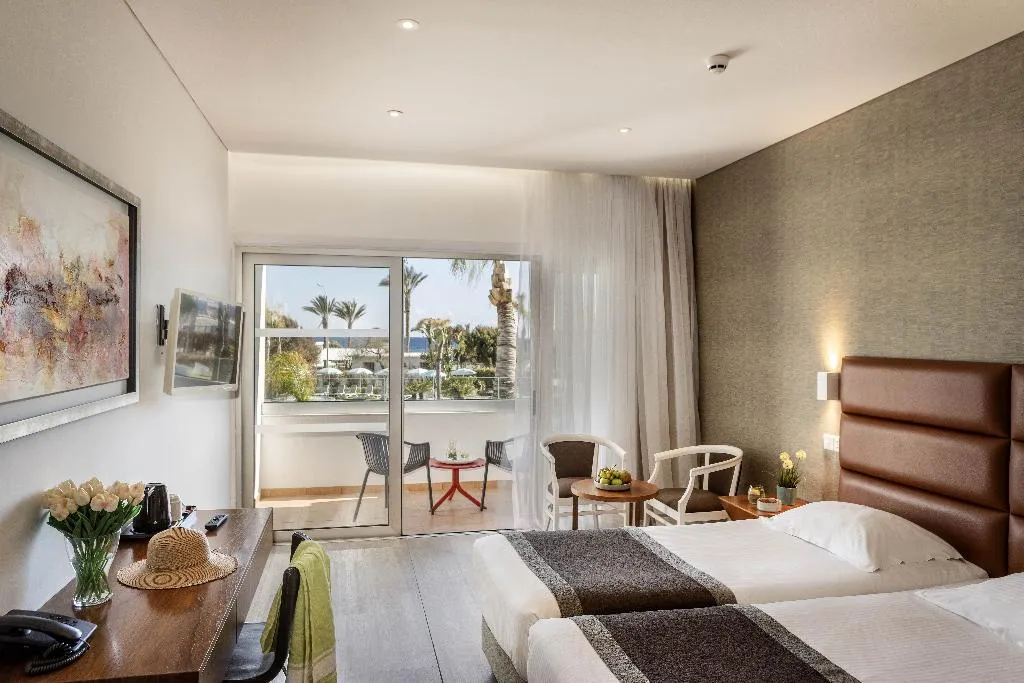 SUITE GARDEN VIEW Room, Faros Hotel Ayia Napa, Cyprus