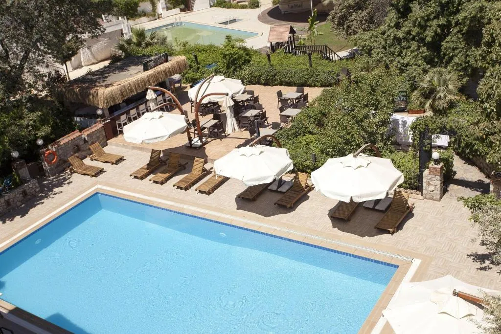 Pool, Green Peace, Dalaman