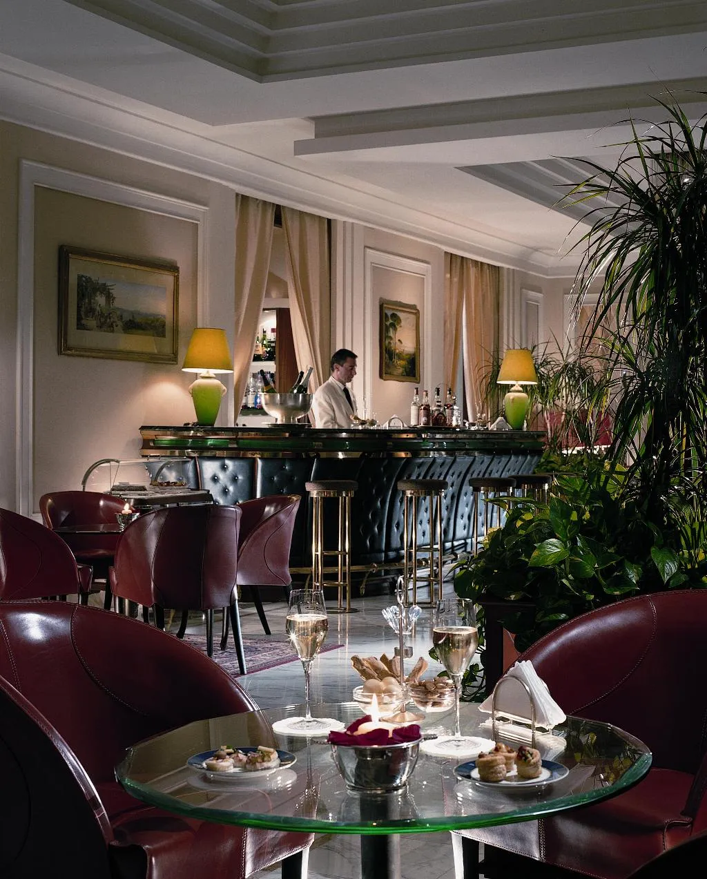 Bar, Grand Hotel Vesuvio Naples, Naples