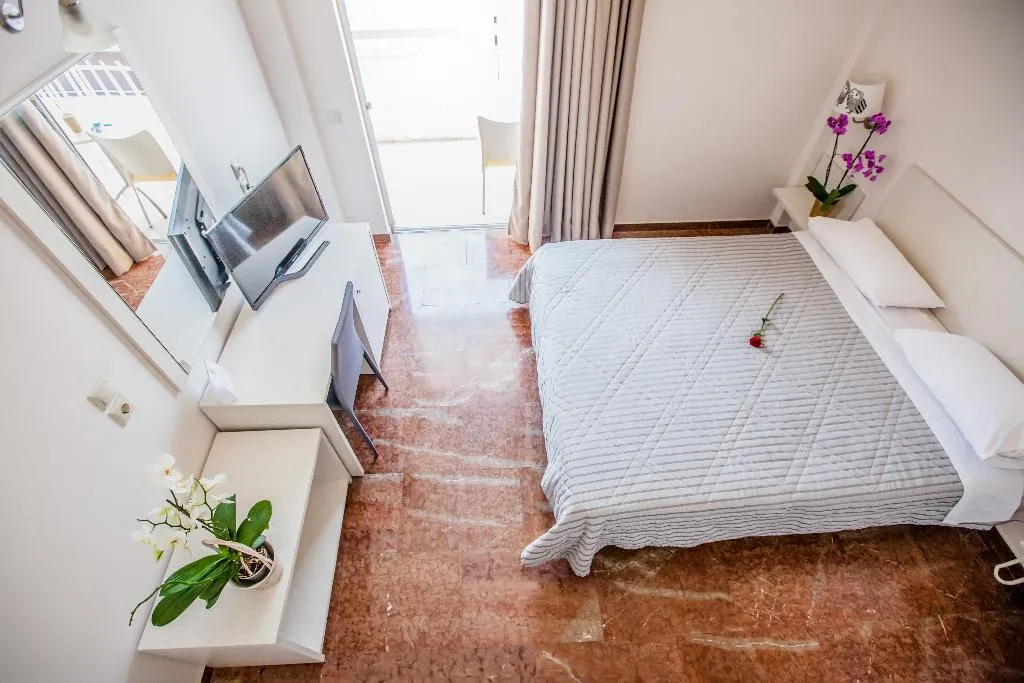 Double or Twin STANDARD Room, Elena, Kalamata