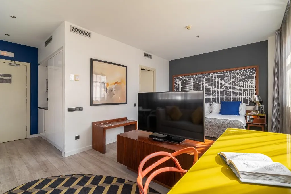 STUDIO STANDARD Room, Naitly Barcelona Poblenou, Barcelona
