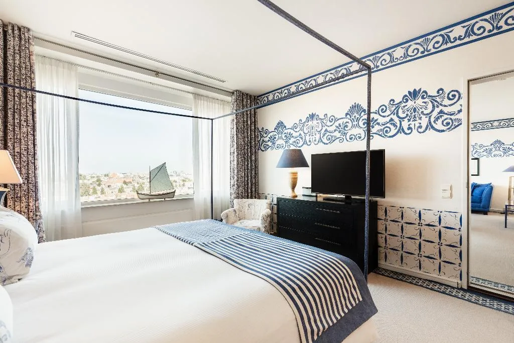 SUITE ONE BEDROOM Room, Hilton Amsterdam, Amsterdam