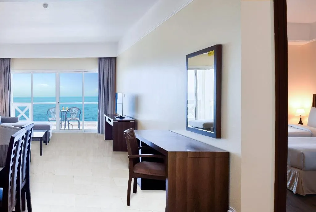 SUITE ONE BEDROOM Room, Ramada By Wyndham Beach Hotel Ajman, Dubai