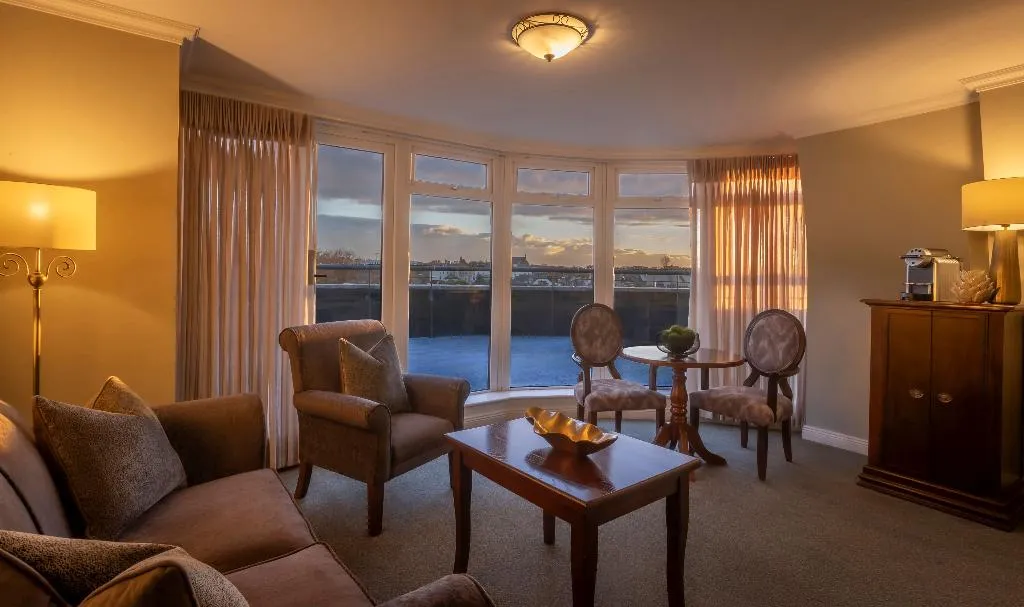 SUITE EXECUTIVE Room, Bracken Court Hotel, Dublin