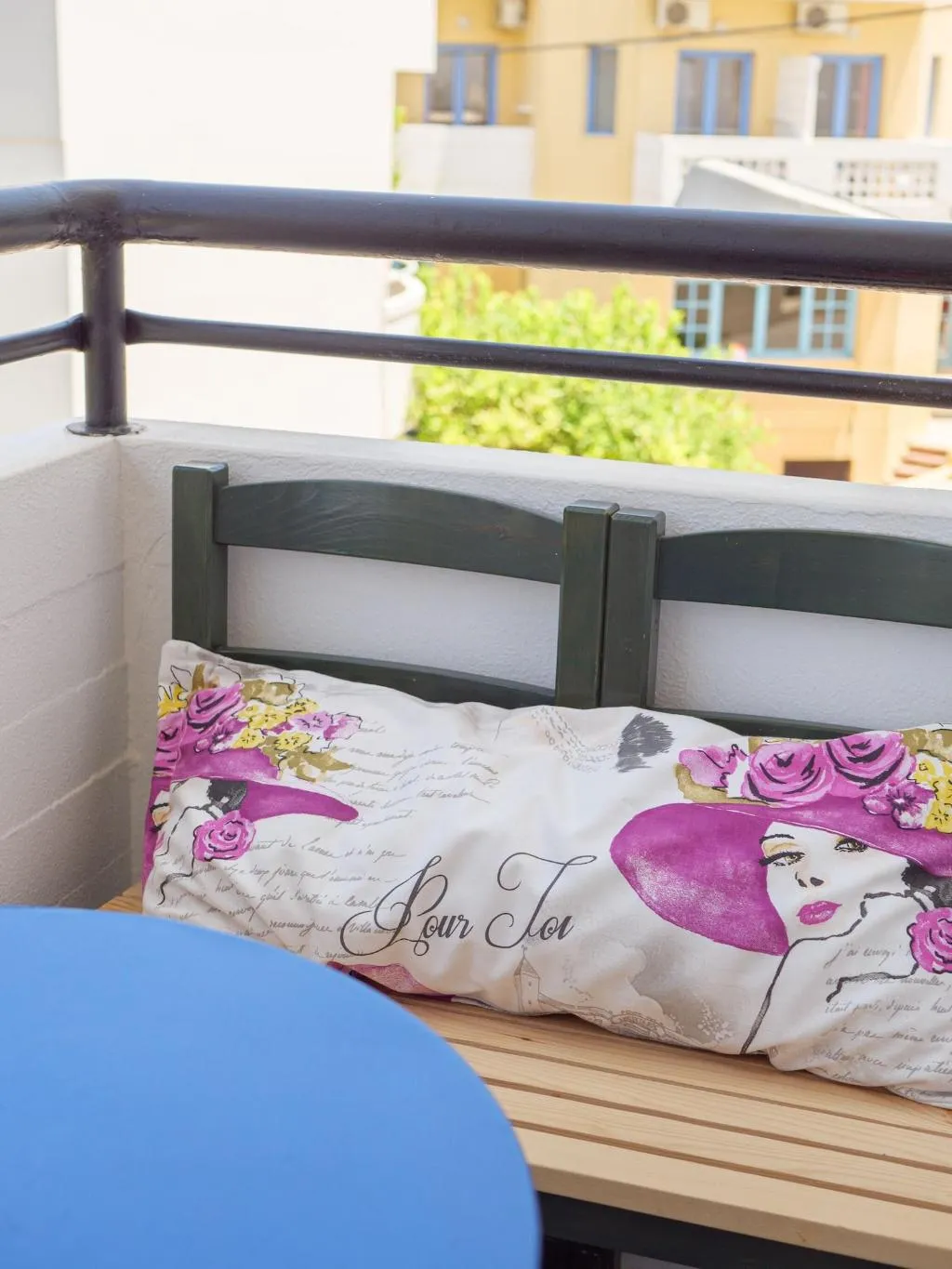 Room, Happiness Apartments, Crete