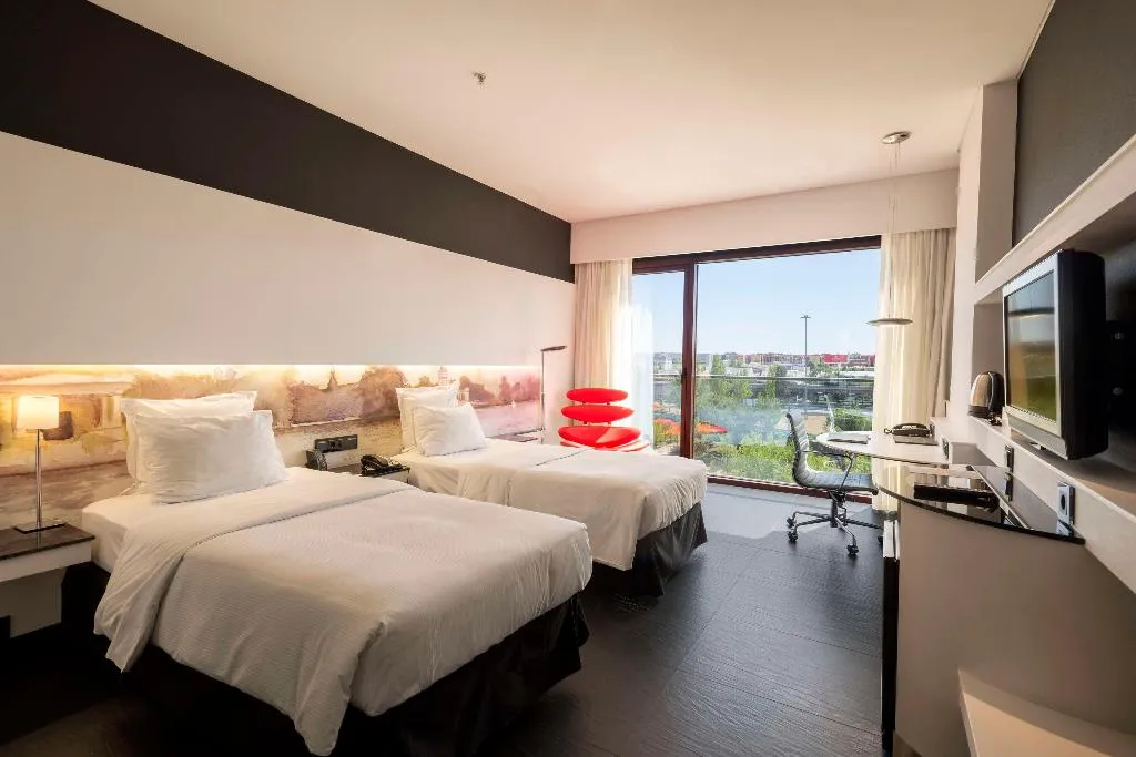 Room, Hilton Madrid Airport, Madrid