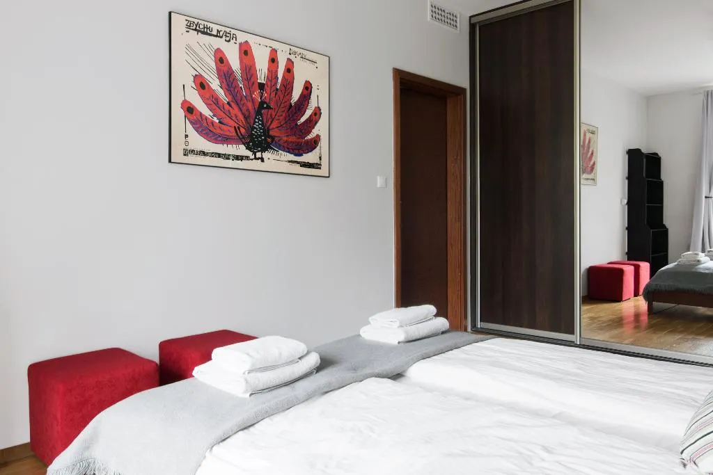 APARTMENT CAPACITY 5 ONE BEDROOM Room, Yourplace Biskupia Apartments, Krakow