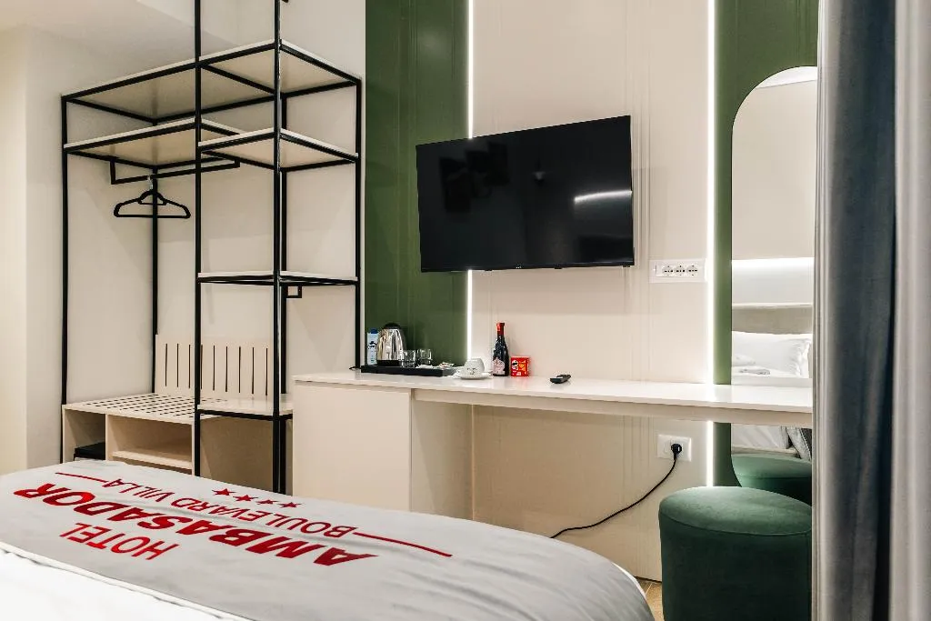 DOUBLE DELUXE WITH BALCONY Room, Ambasador Hotel, Durres