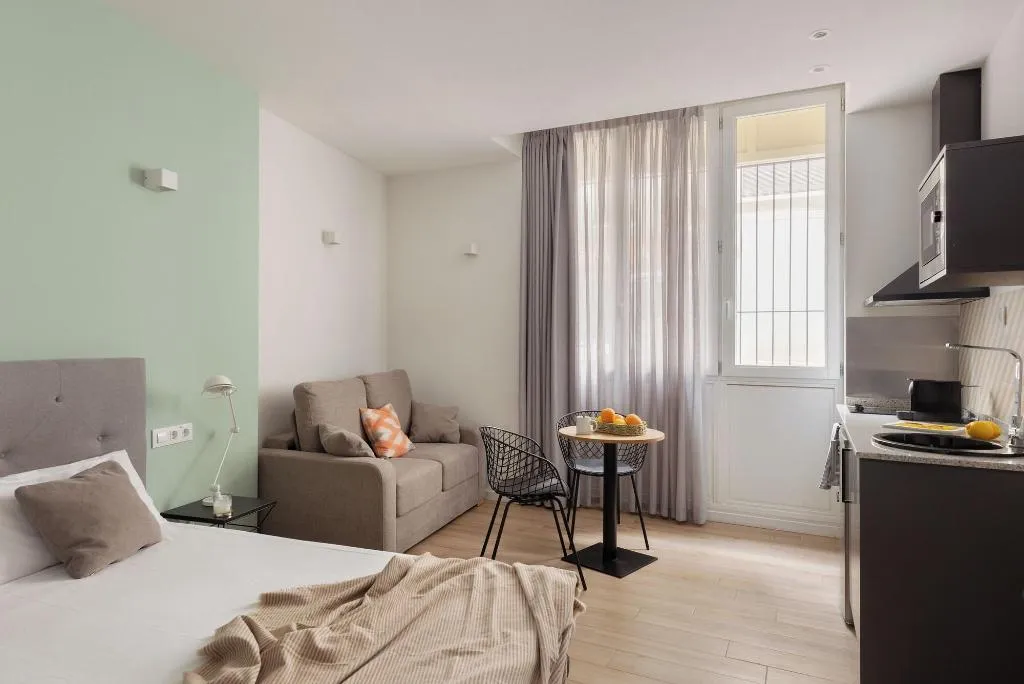 Room, Apartamentos Lã­bere Valencia Jardã­n Botã¡nico, Valencia