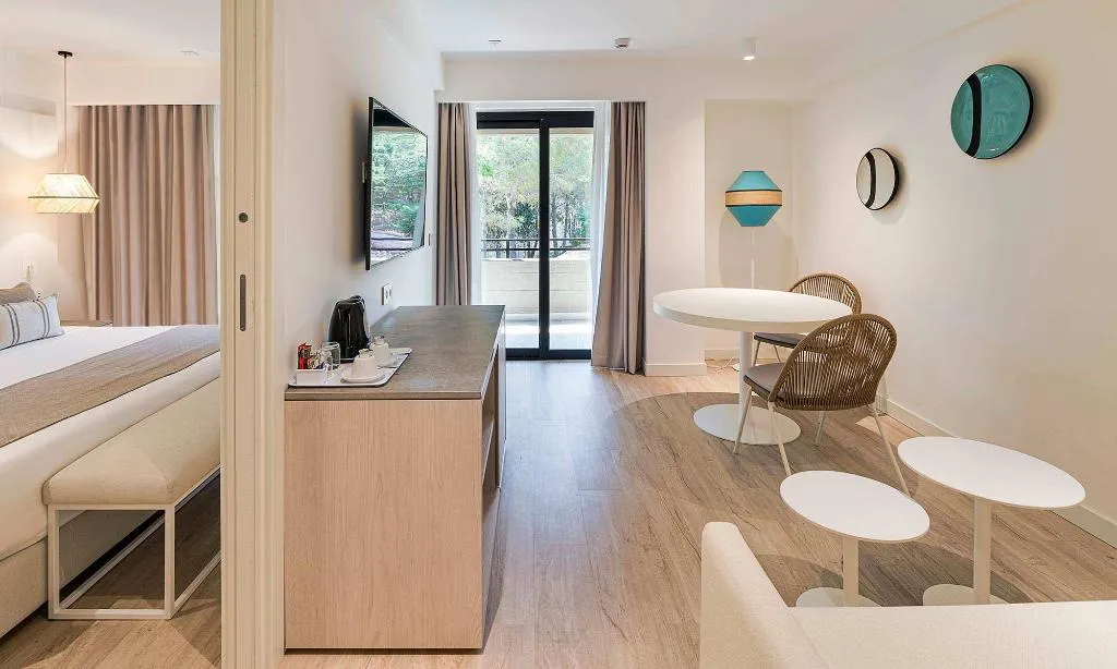 SUITE STANDARD Room, Grand Palladium Sicilia Resort & Spa, Palermo