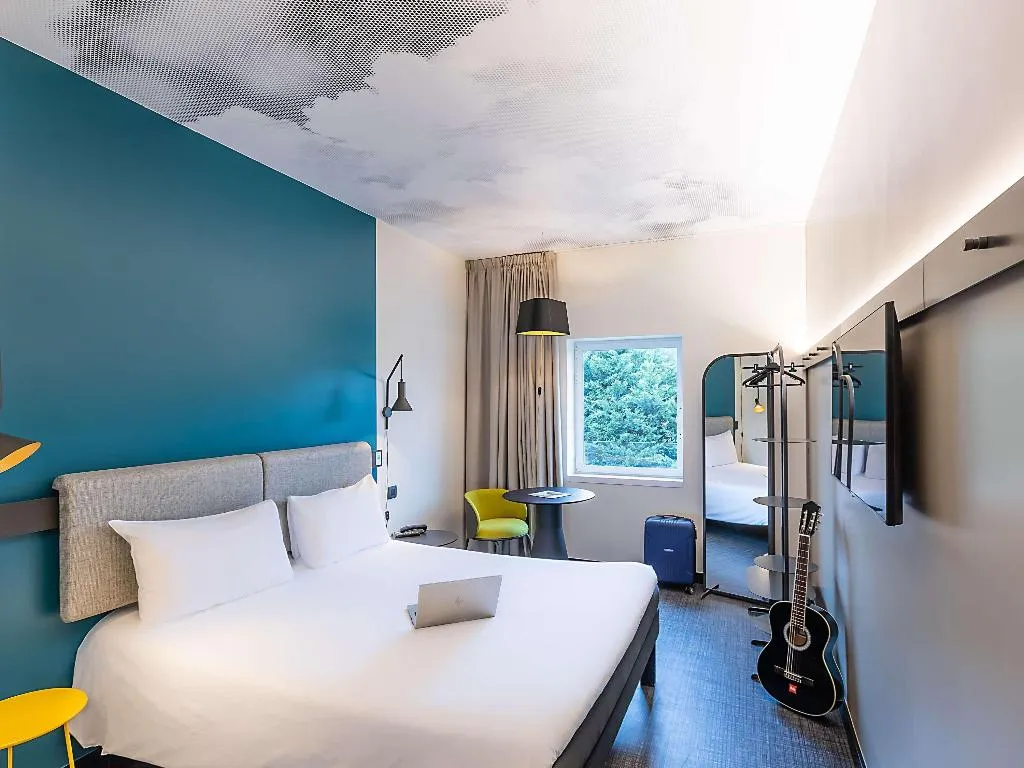 DOUBLE WITH DOUBLE BED Room, ibis Lisboa Alfragide, Lisbon