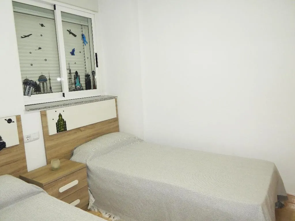 APARTMENT CAPACITY 4 ONE BEDROOM Room, Apartamentos Tavernes Gandia 3000, Valencia