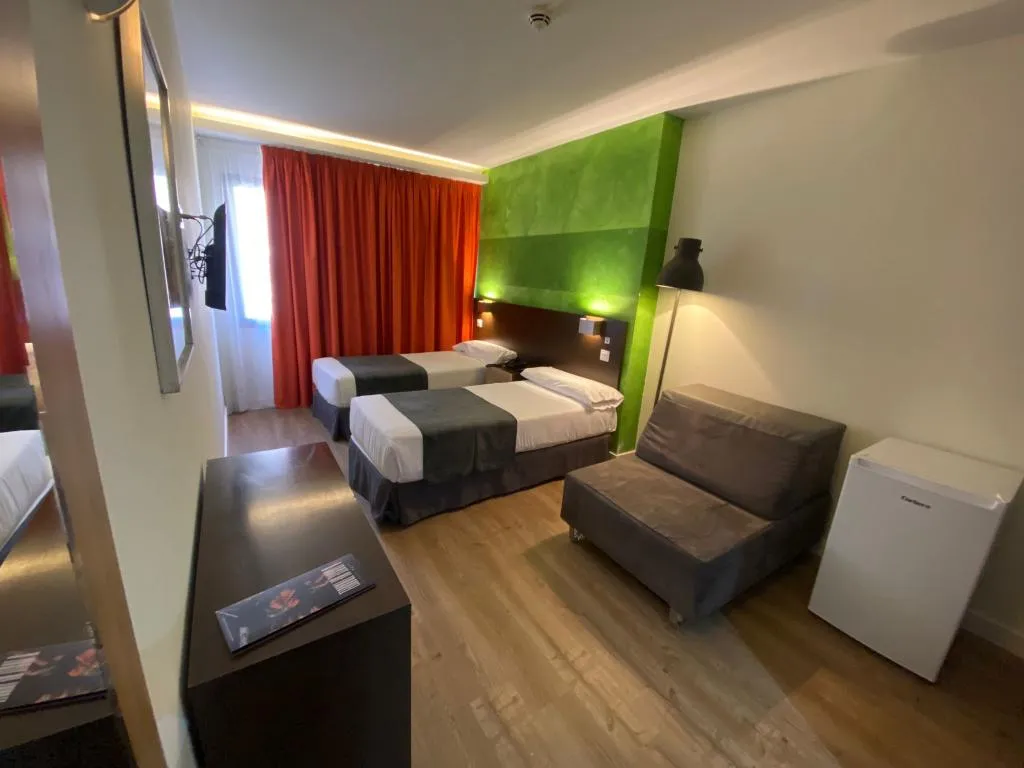 Double or Twin STANDARD Room, Apartamentos Recoletos, Madrid