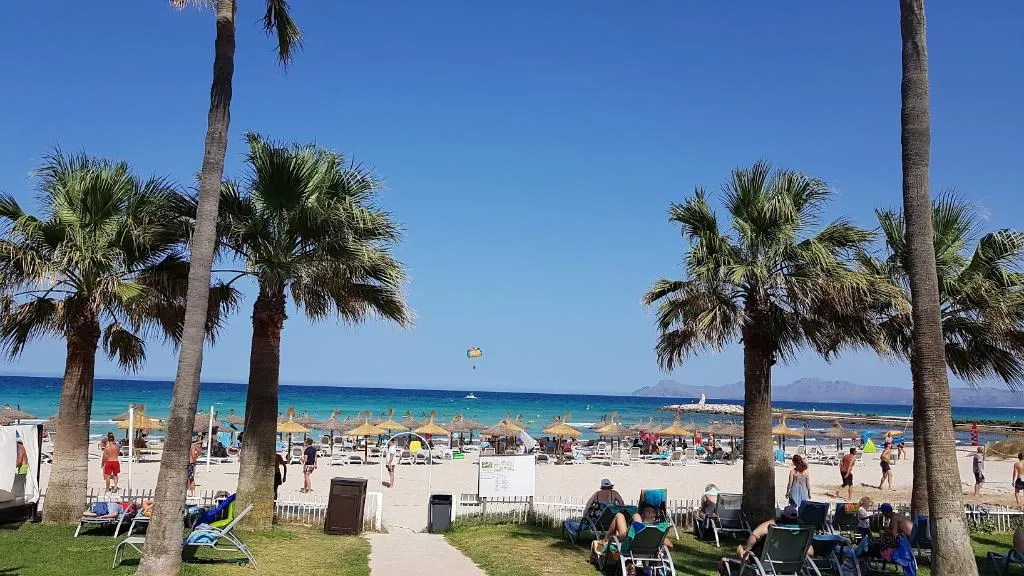 Beach, Playa Esperanza Suites, Majorca