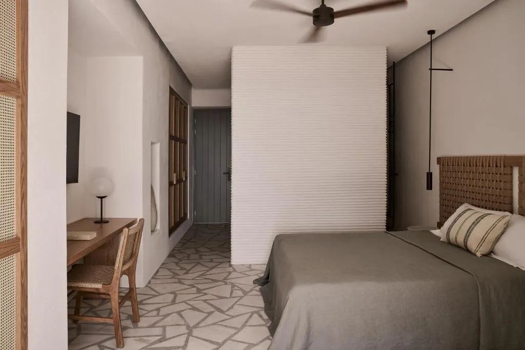 JUNIOR SUITE POOL VIEW Room, Archipelagos All Suites, Mykonos