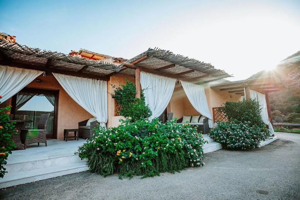 Room, Relais Villa Carola, Olbia