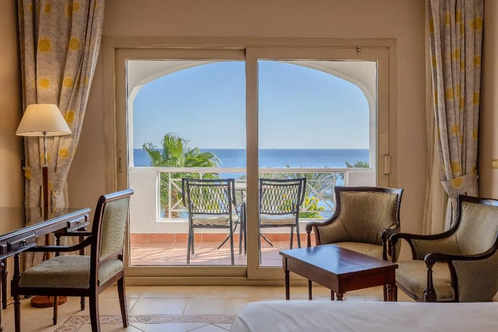 TWIN SEA FRONT Room, Continental Plaza Beach, Red Sea Riviera