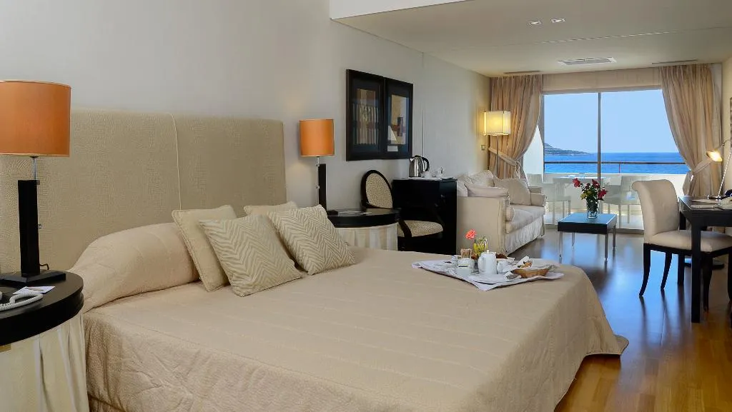 TRIPLE SEA VIEW Room, Plaza Resort Hotel, Athens