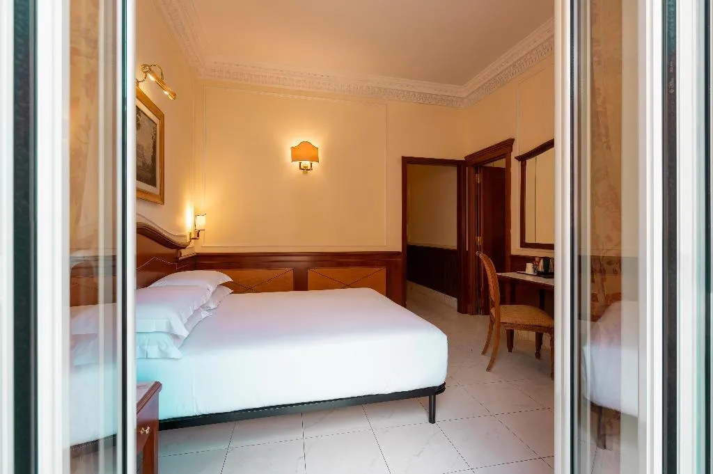 SUITE SUPERIOR Room, Hiberia, Rome