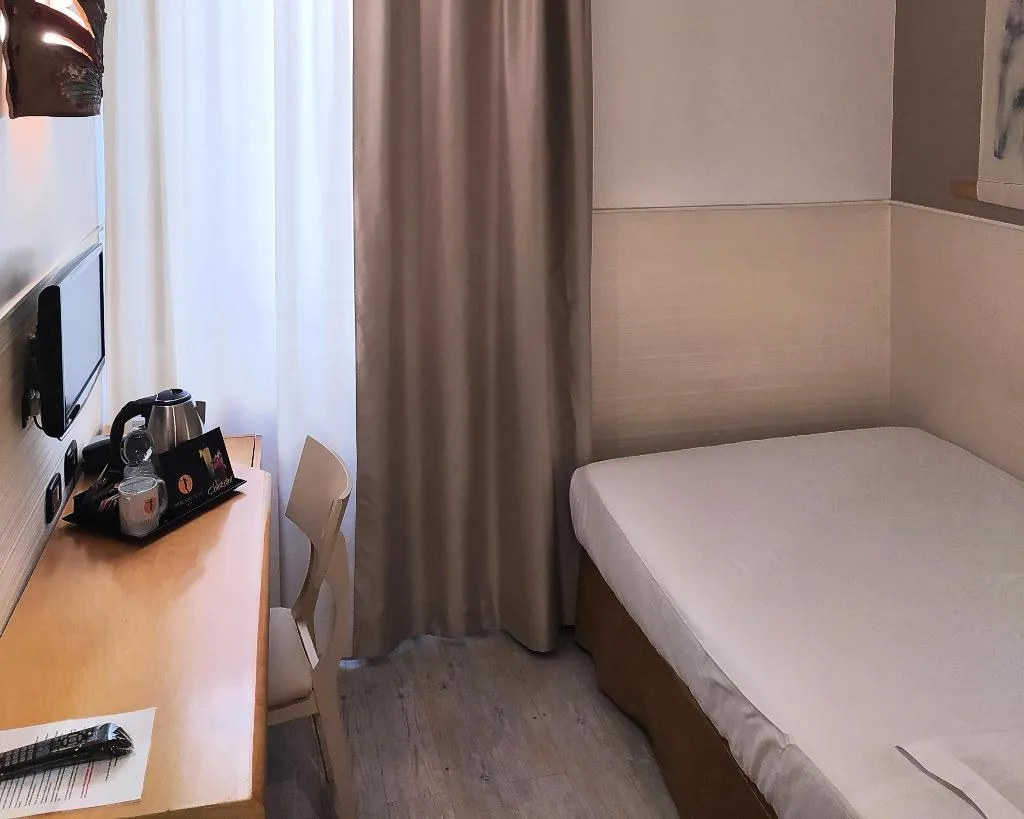 SINGLE STANDARD Room, Hotel Aphrodite, Rome