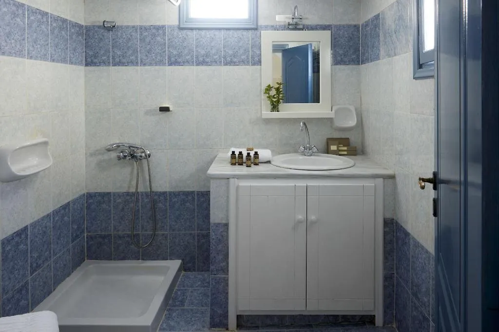 Room, Allure Breeze Suites, Santorini