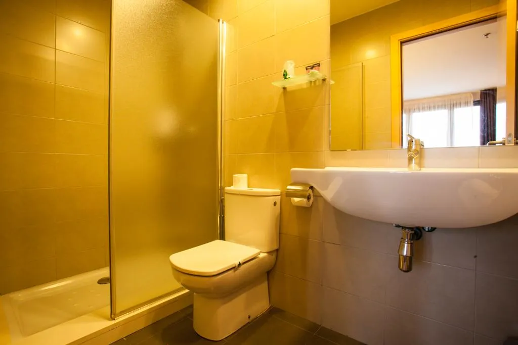 DOUBLE SINGLE USE STANDARD Room, Via Augusta, Barcelona