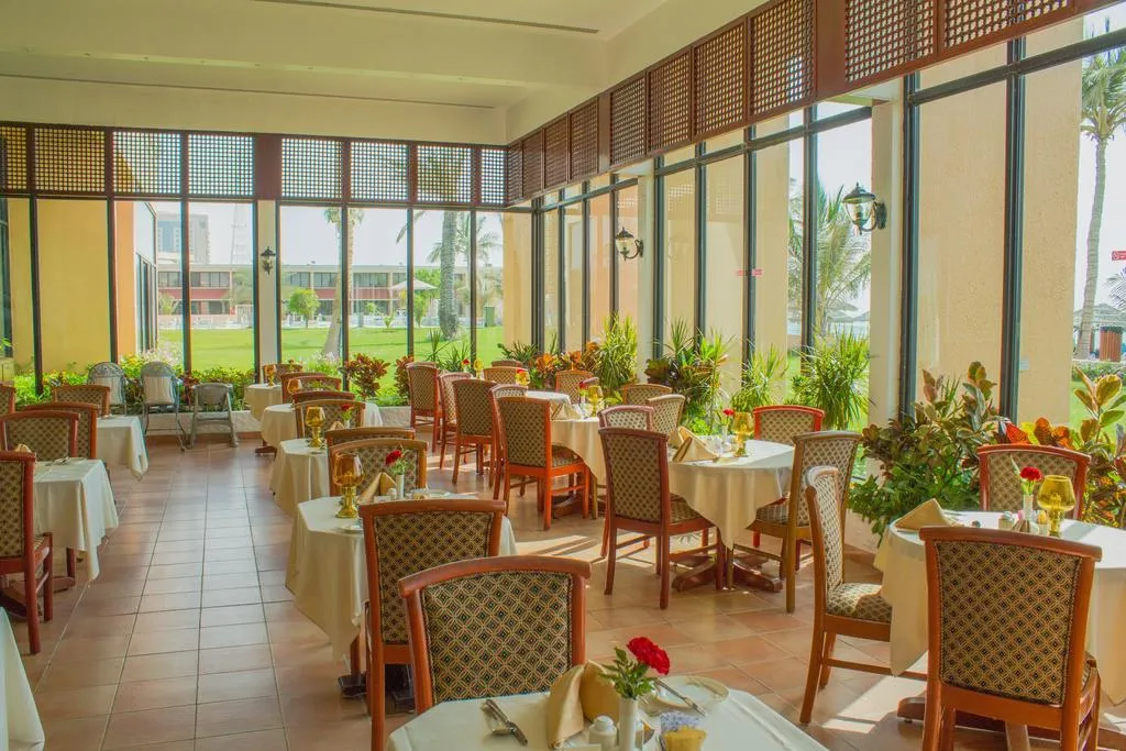 Restaurant, Lou'lou'a Beach Resort Sharjah, Dubai