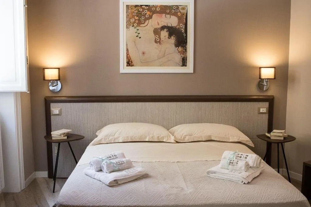 Room, Bagnasco 18, Palermo