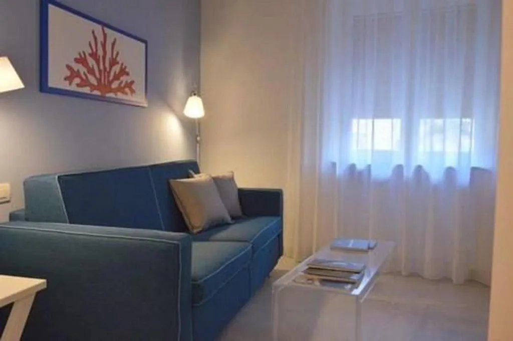 Room, Al Parco Primavera, Naples