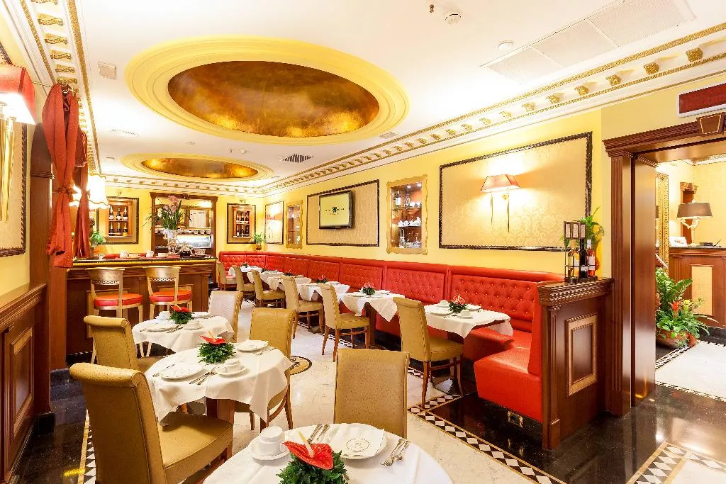Restaurant, Hotel Manfredi Suite In Rome, Rome