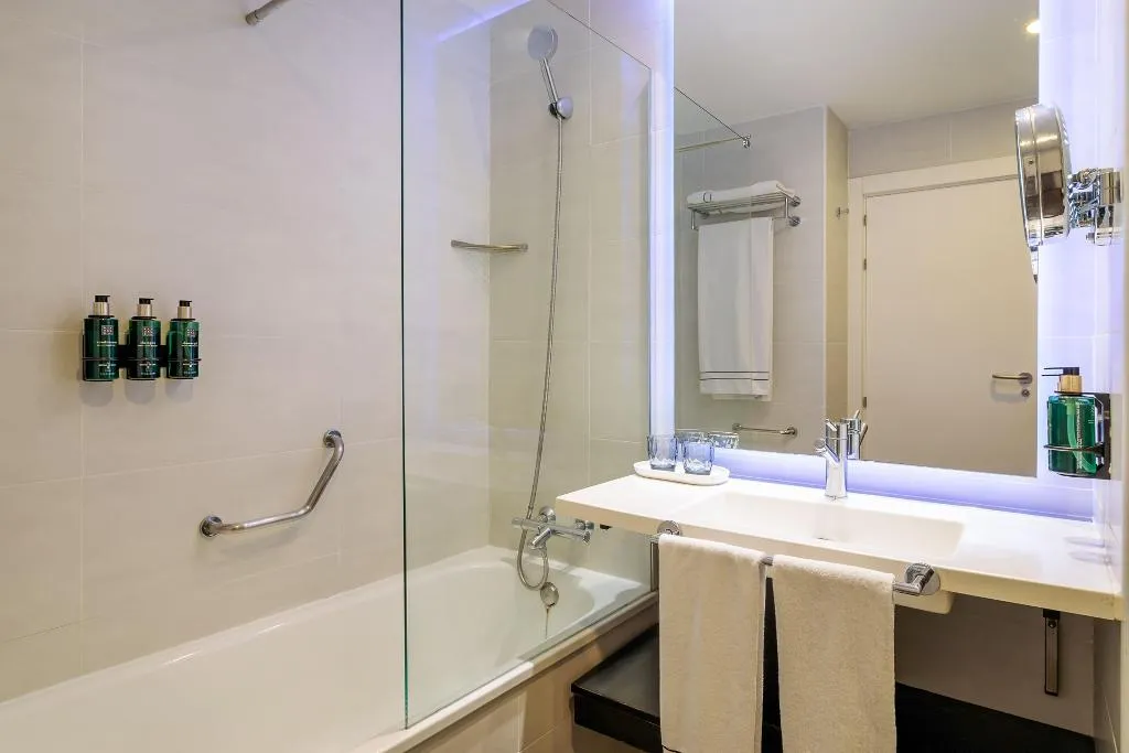 Room STANDARD Room, Melia Alicante, Costa Blanca