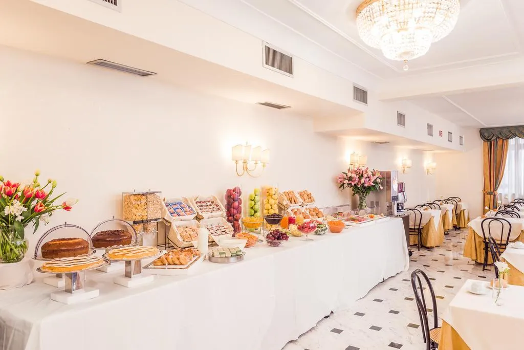 Restaurant, Raeli Hotel Lux, Rome