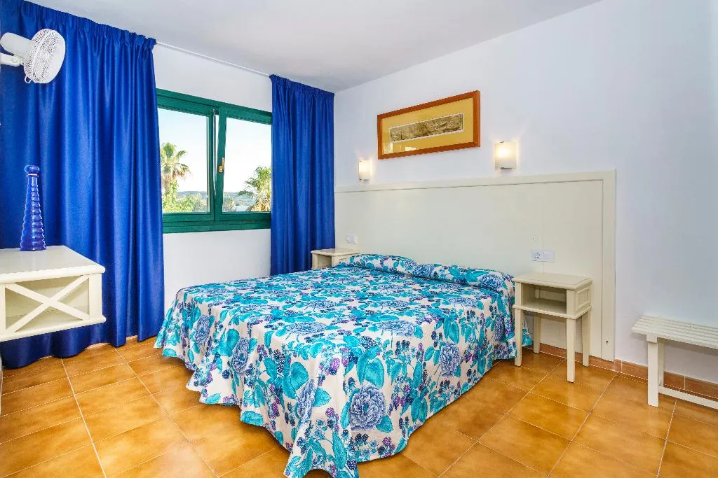 APARTMENT POOL VIEW ONE BEDROOM Room, Beach Club, Menorca