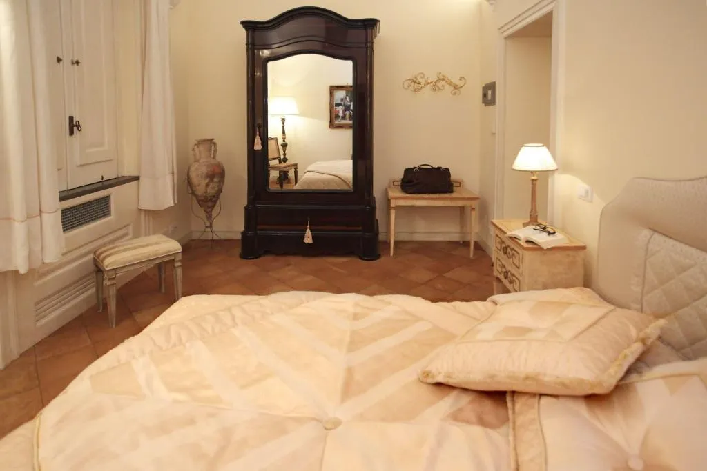 Room, Villa Alba d'Oro - Historic Luxury Villa, Naples