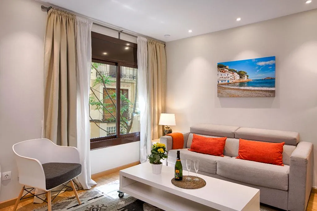 APARTMENT TWO BEDROOMS Room, Mercedes Heritage Apartments, Barcelona