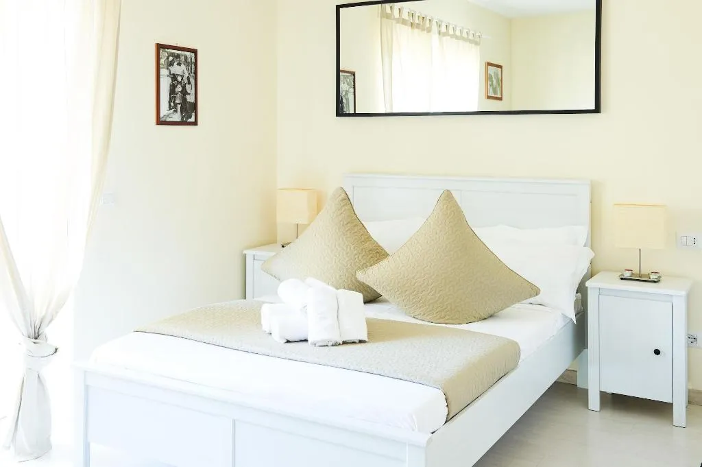 Room, Bnb Drive In, Rome