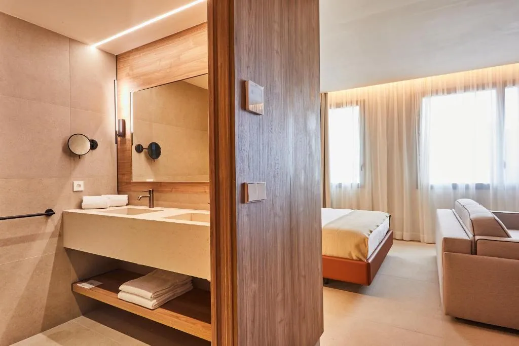 DOUBLE SINGLE USE DELUXE Room, Silken Platja D'aro, Costa Brava