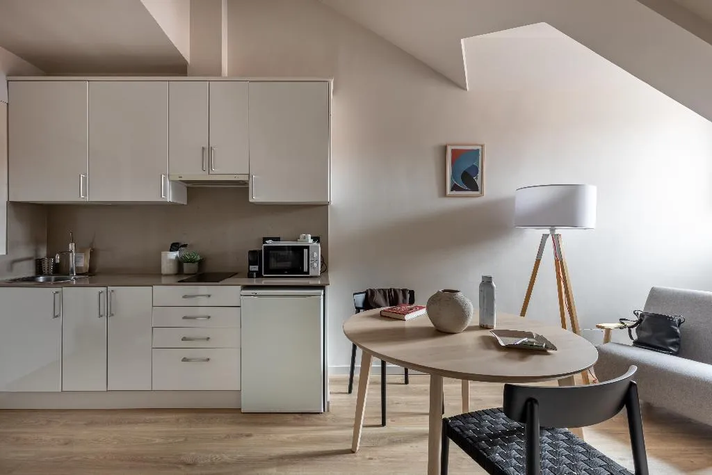 STUDIO STANDARD Room, Libere Madrid Palacio Real, Madrid