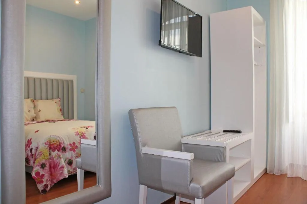 Room, Grande Oceano Guest House, Porto