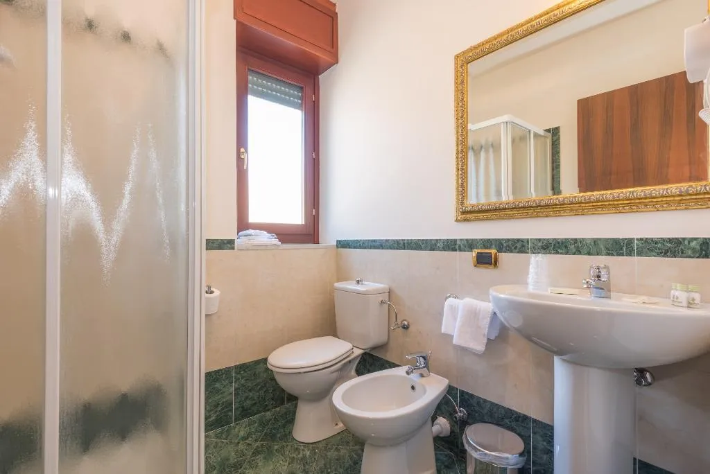 DOUBLE STANDARD Room, Albergo Villa Priula, Milan
